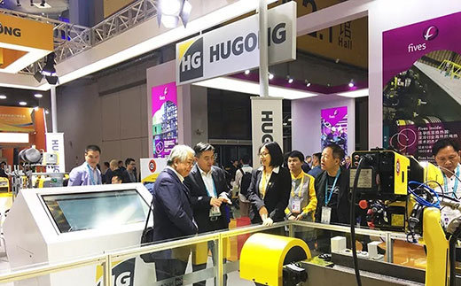 第二届进博会广东省茂名市常务副市长莅临Z6尊龙旗舰厅意大利CEA展位